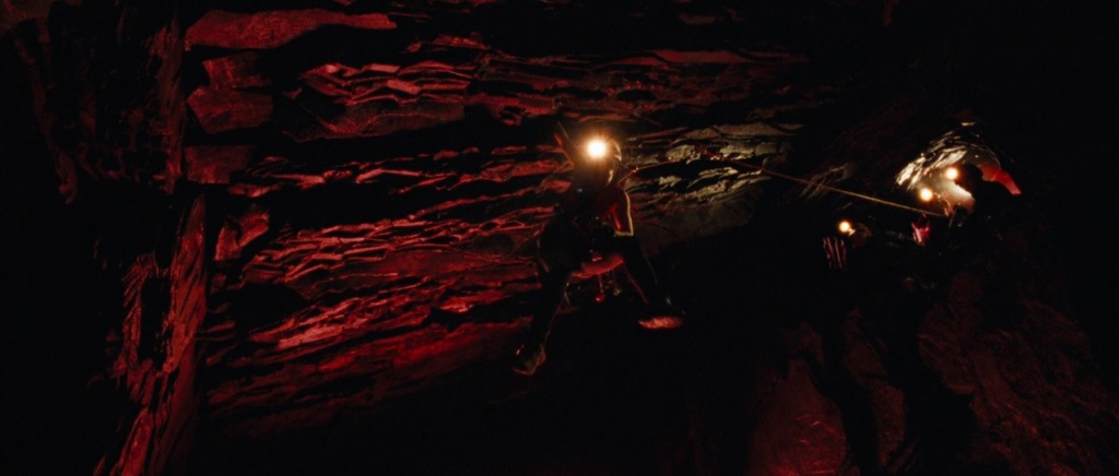 The Descent illu 3 The Descent illu 3